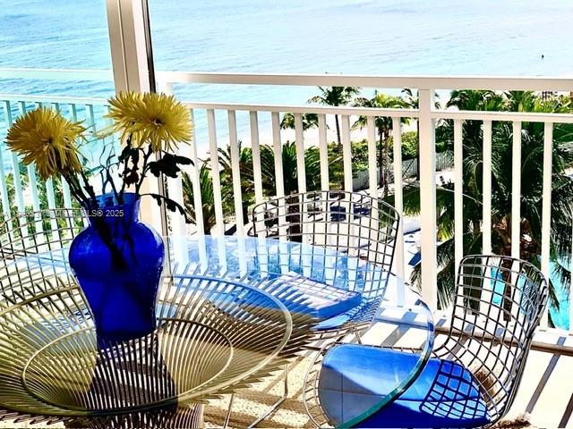613 Ocean Dr 7C