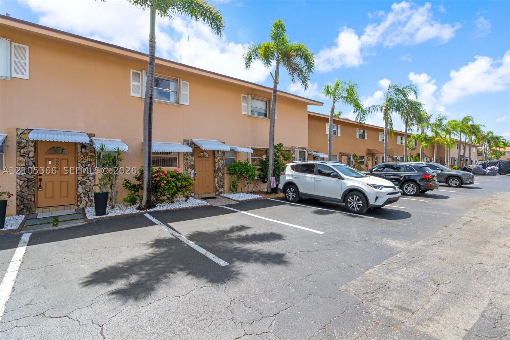 450 SE 7th St 261