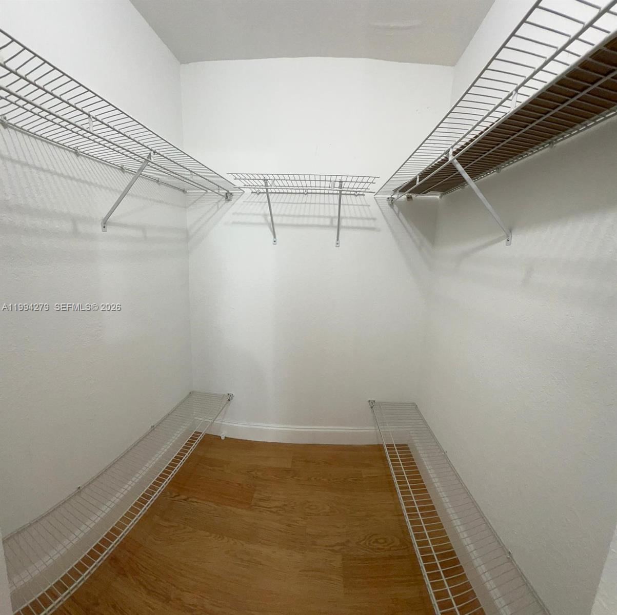 11750 SW 18th St 422-1