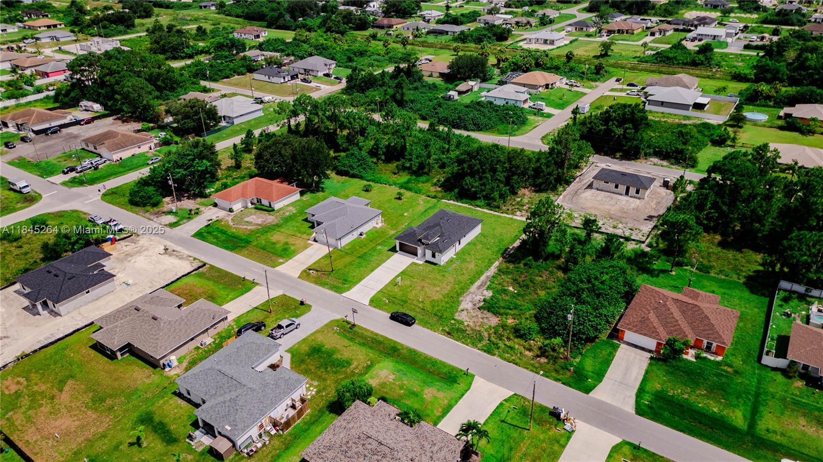 LEHIGH ACRES - Residential