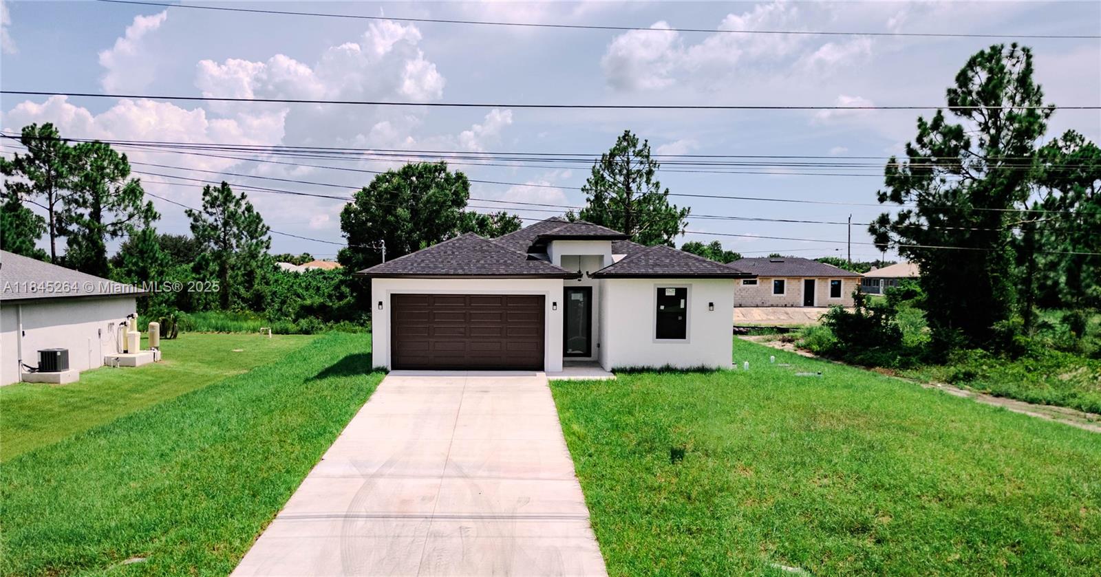 LEHIGH ACRES - Residential