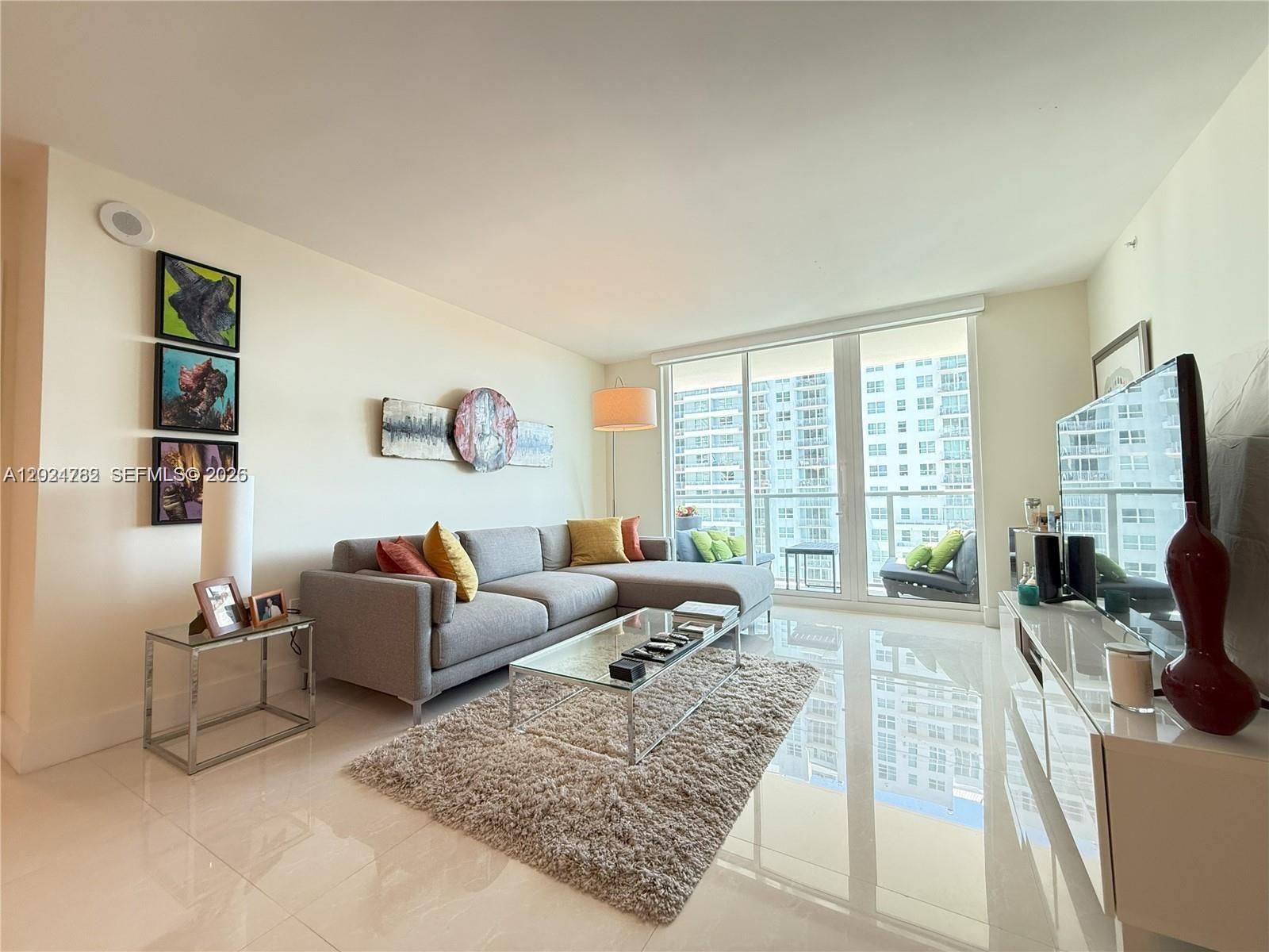 1155 Brickell Bay Dr 2108