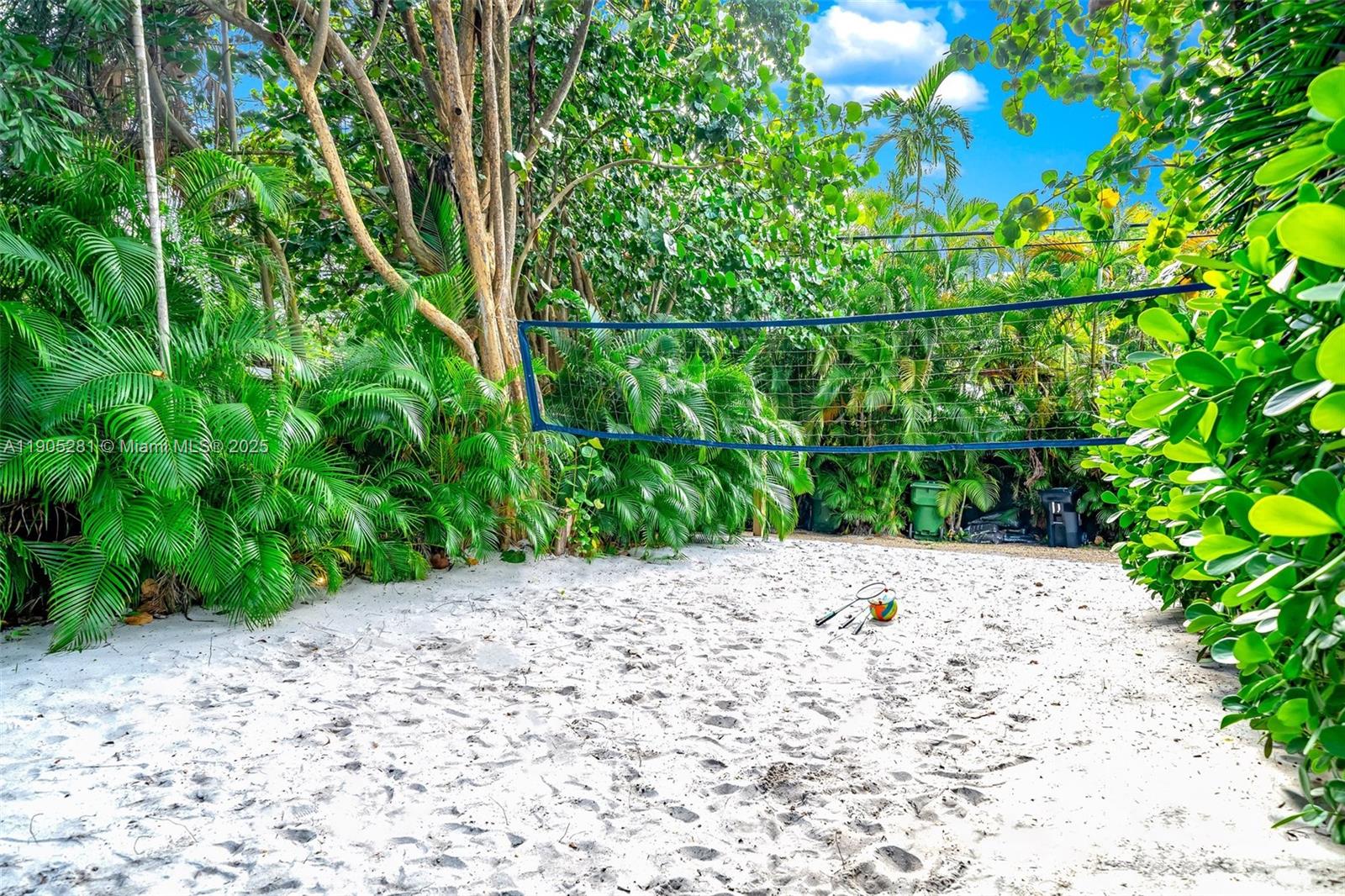 HARBOR BEACH - Residential