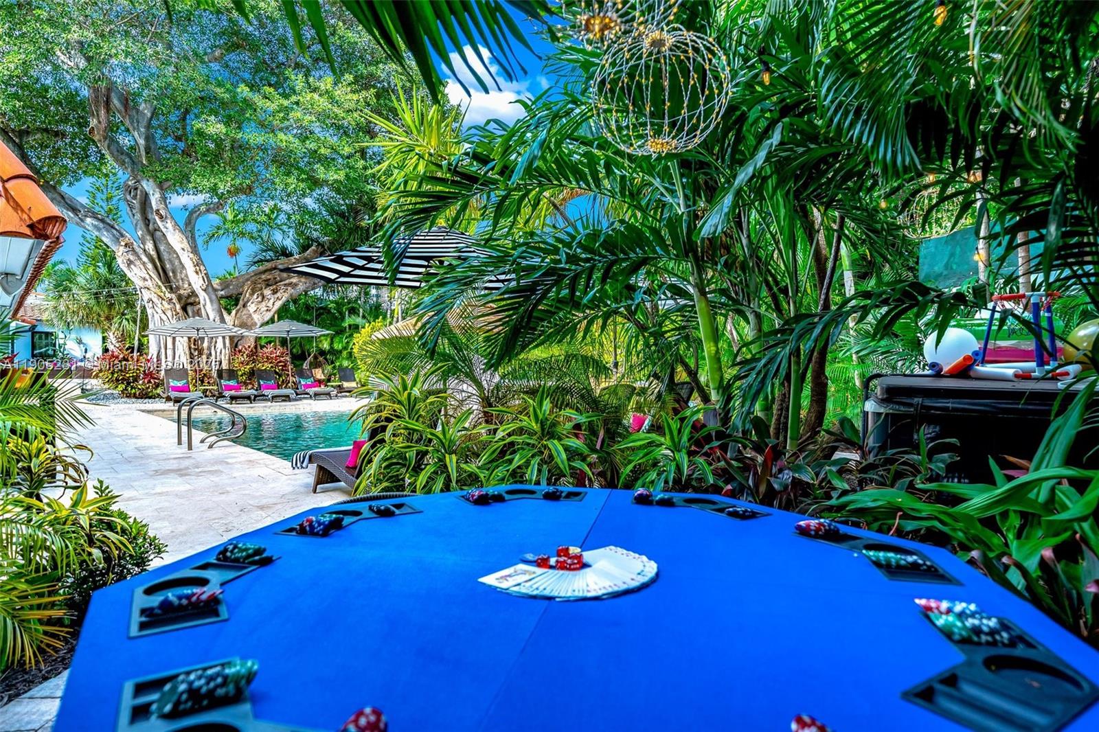 HARBOR BEACH - Residential