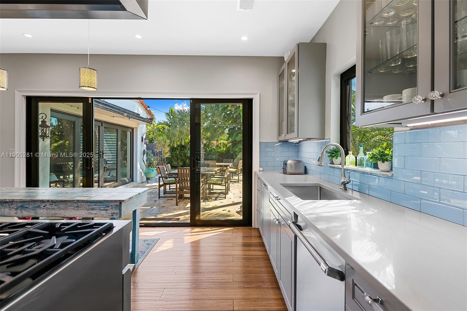 HARBOR BEACH - Residential