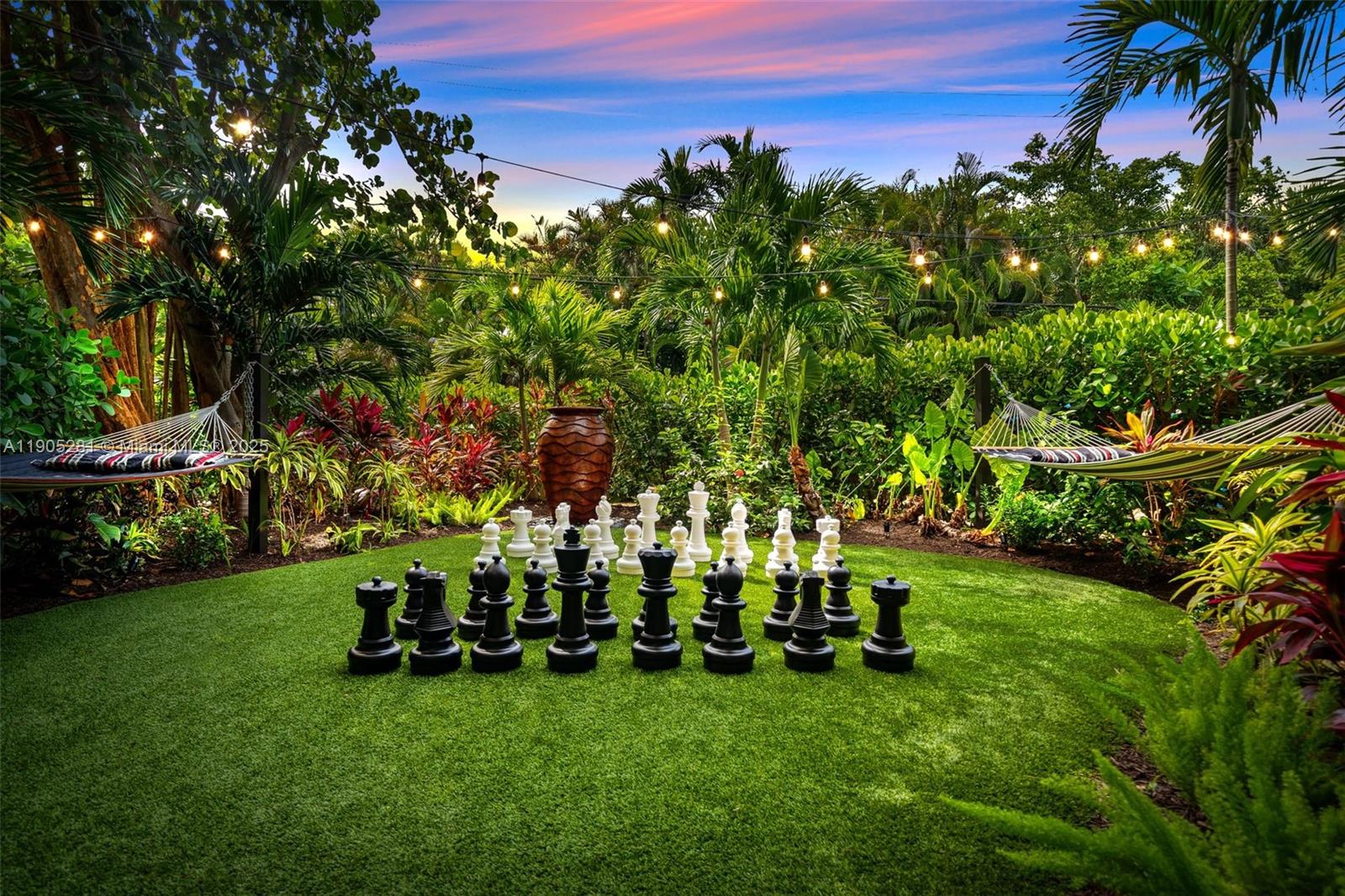 HARBOR BEACH - Residential