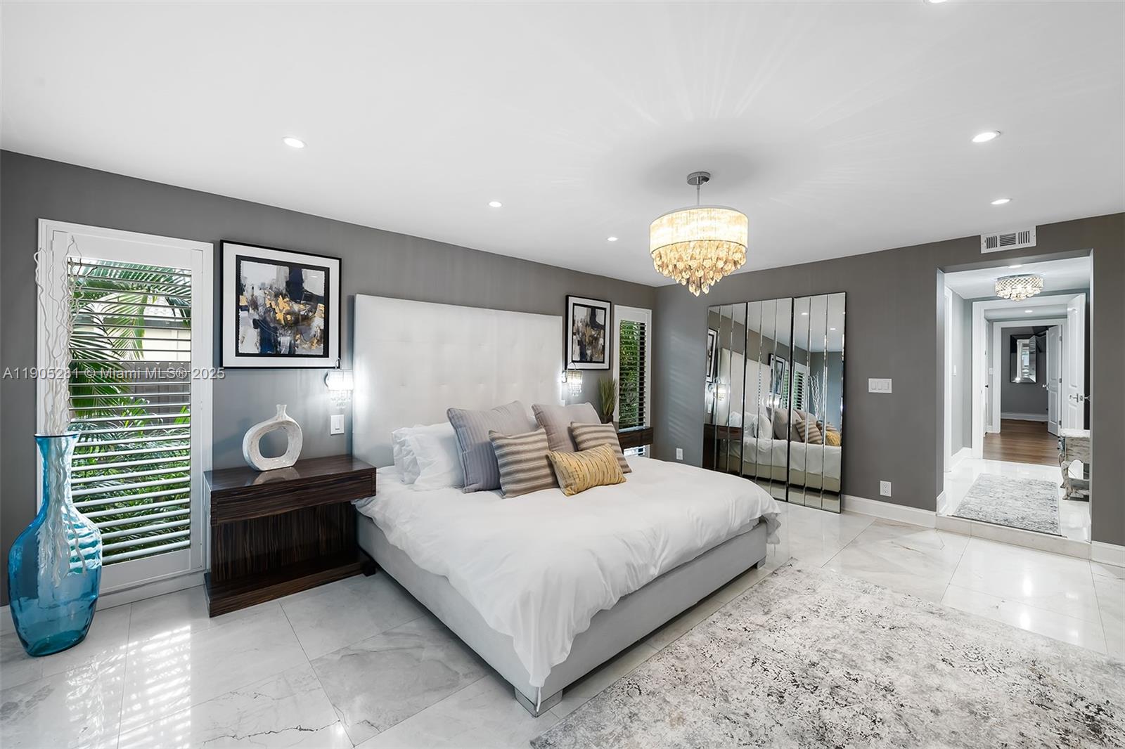 HARBOR BEACH - Residential