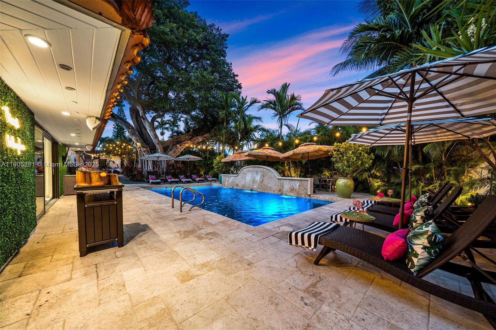 HARBOR BEACH - Residential