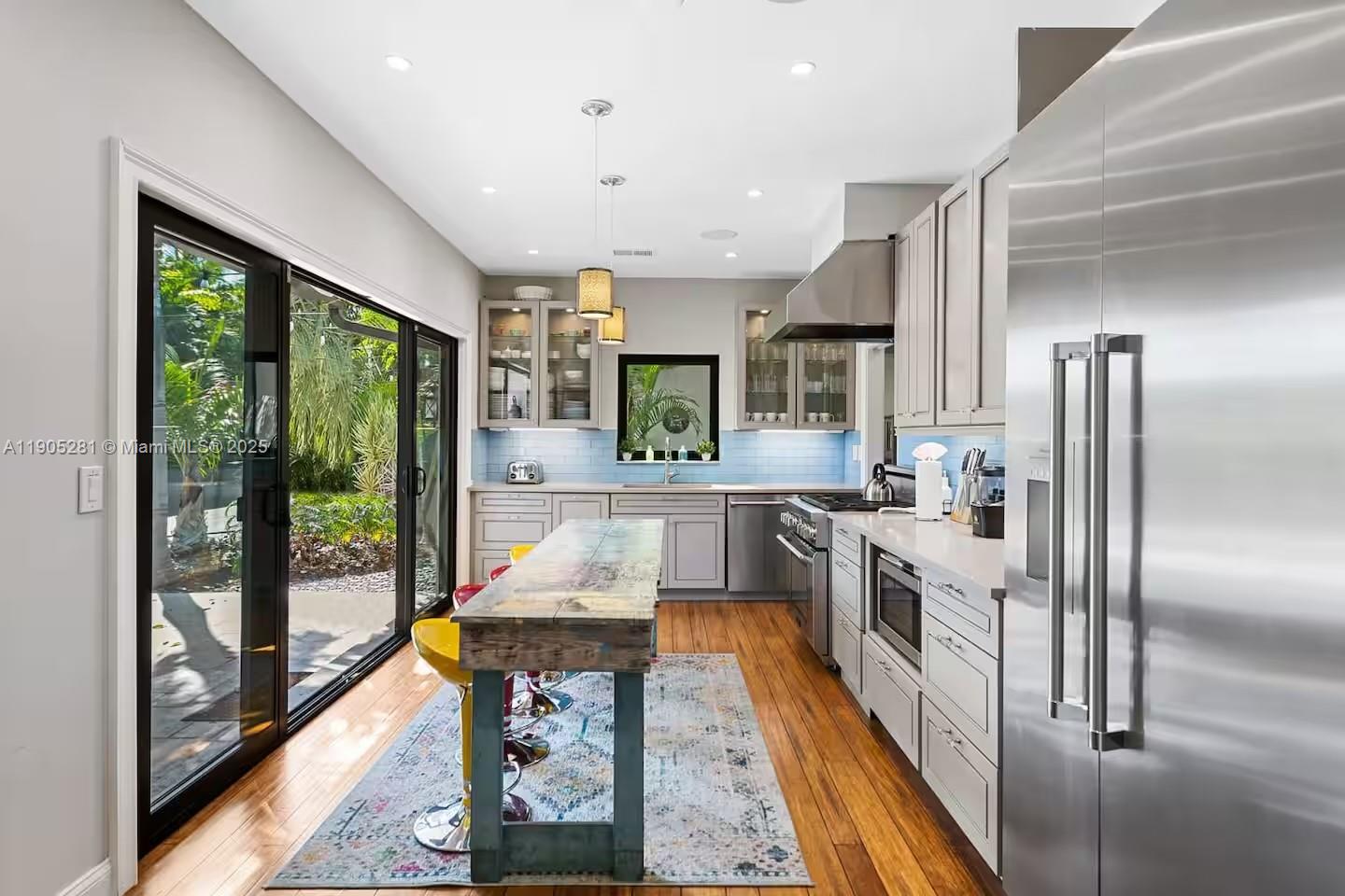 HARBOR BEACH - Residential