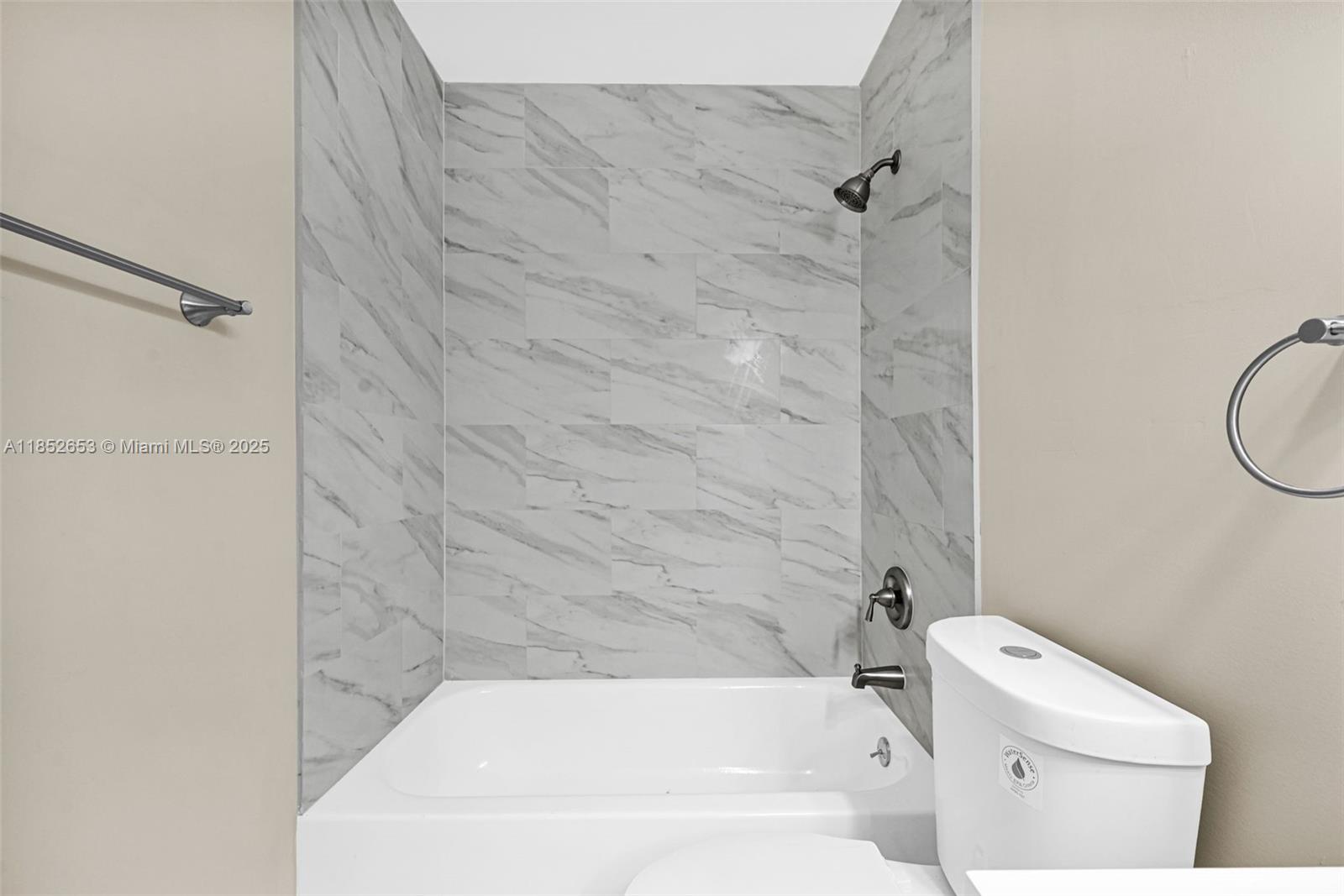 VIEW WEST CONDO PH I - Residential