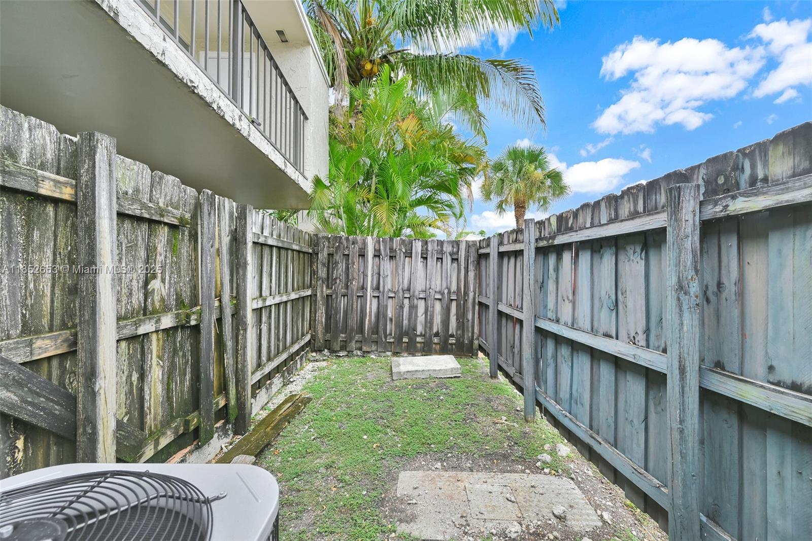 VIEW WEST CONDO PH I - Residential