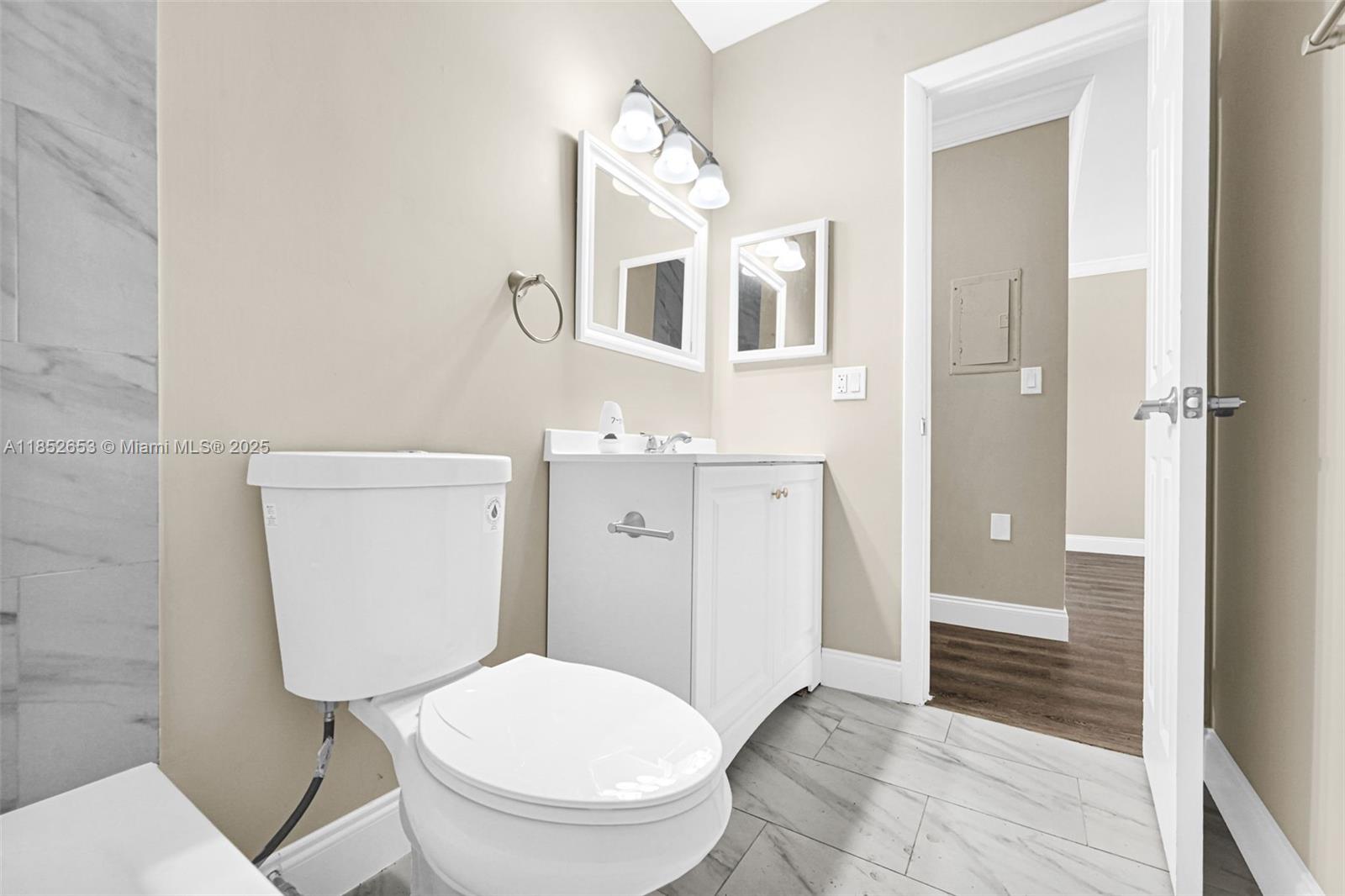 VIEW WEST CONDO PH I - Residential