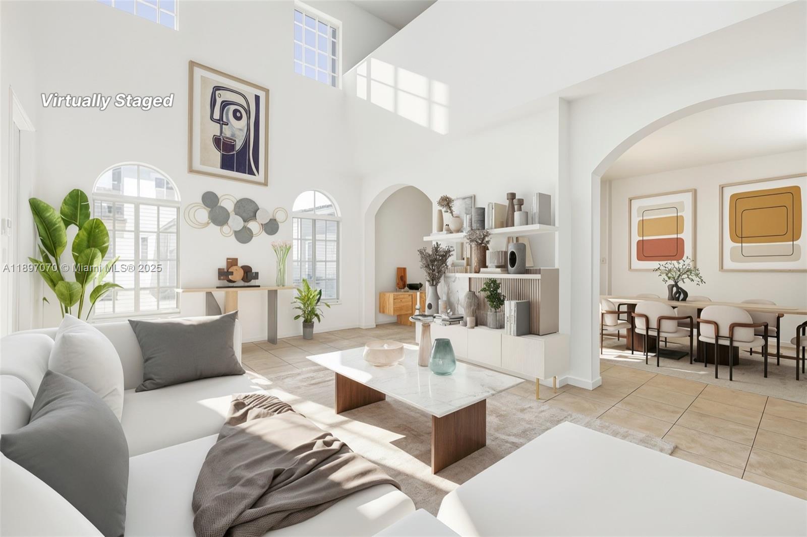 MANDARIN LAKES - Residential