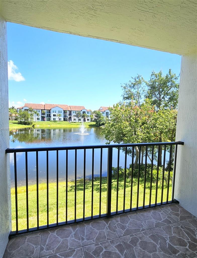 VILLA DEL SOL CONDO - Residential