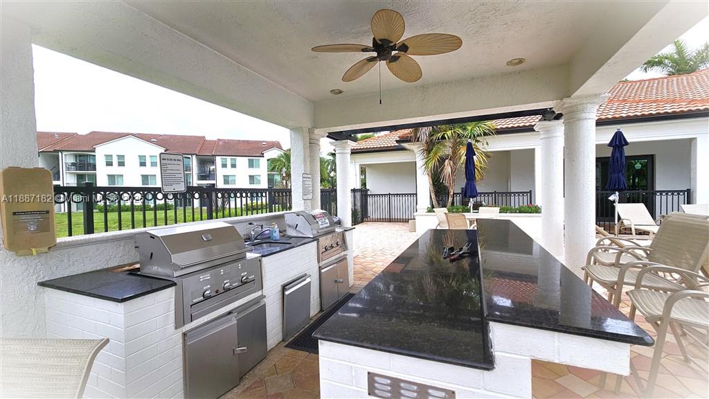 VILLA DEL SOL CONDO - Residential