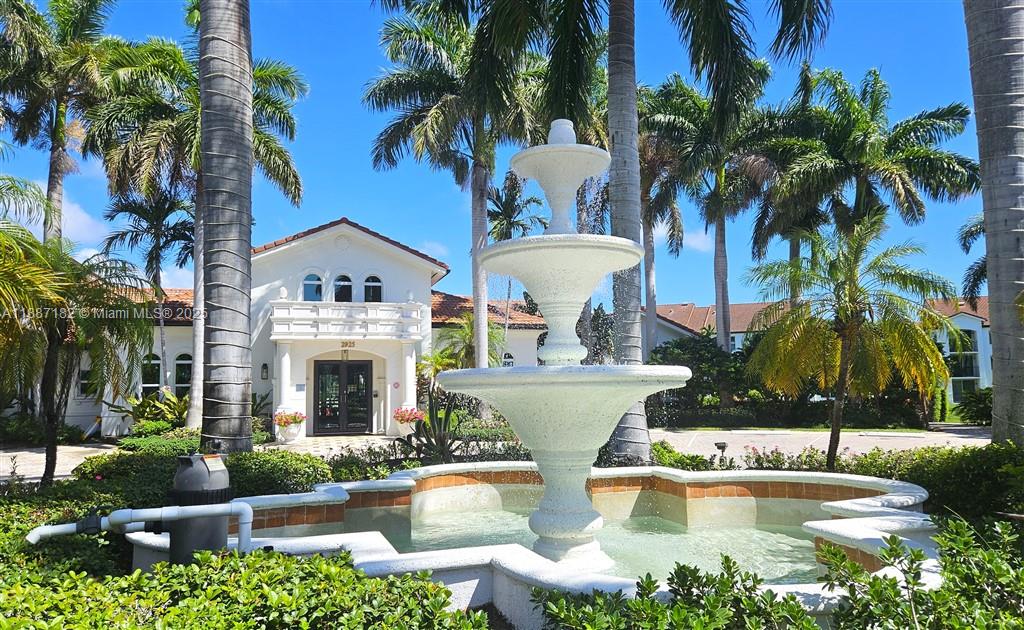VILLA DEL SOL CONDO - Residential