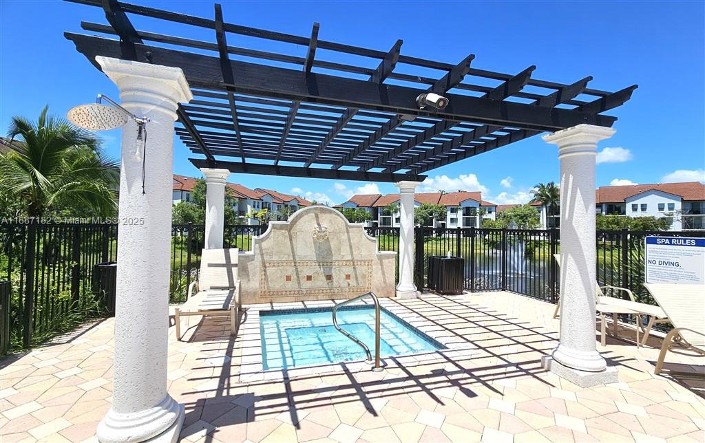 VILLA DEL SOL CONDO - Residential