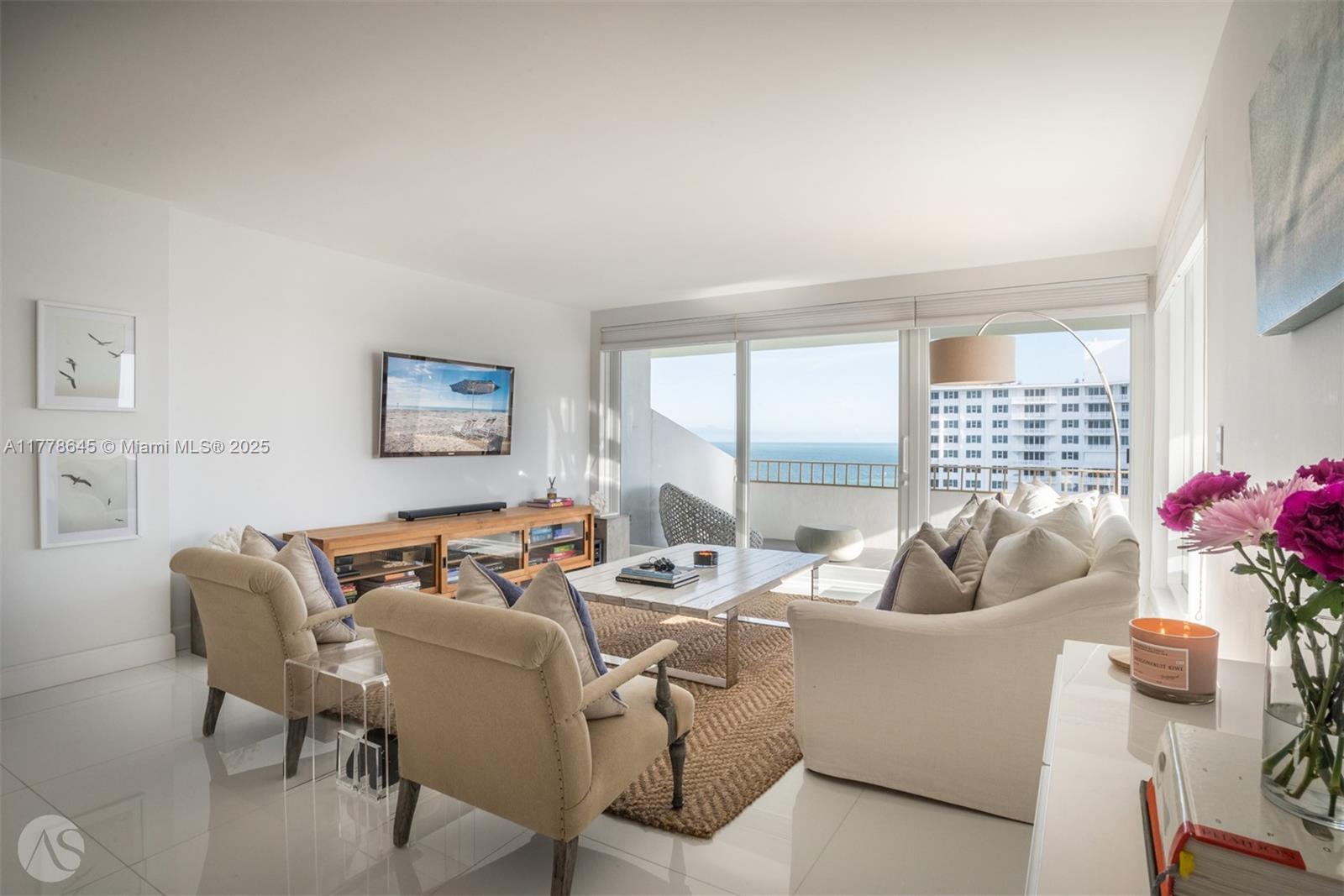 Rental Property at 177 Ocean Lane Dr 1209, Key Biscayne, Miami-Dade County, Florida - Bedrooms: 2 
Bathrooms: 2  - $6,500 MO.