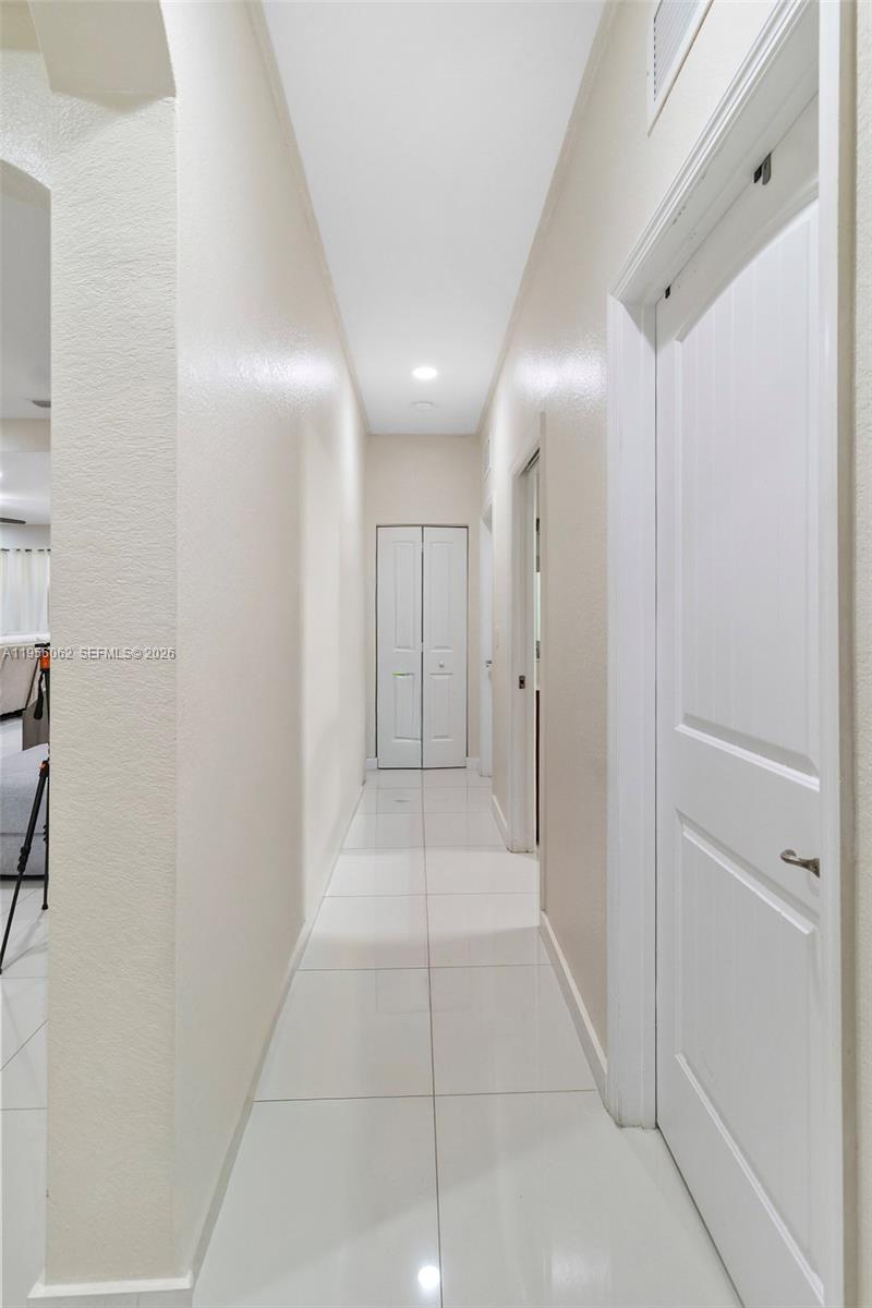 HEMINGWAY POINT - Residential