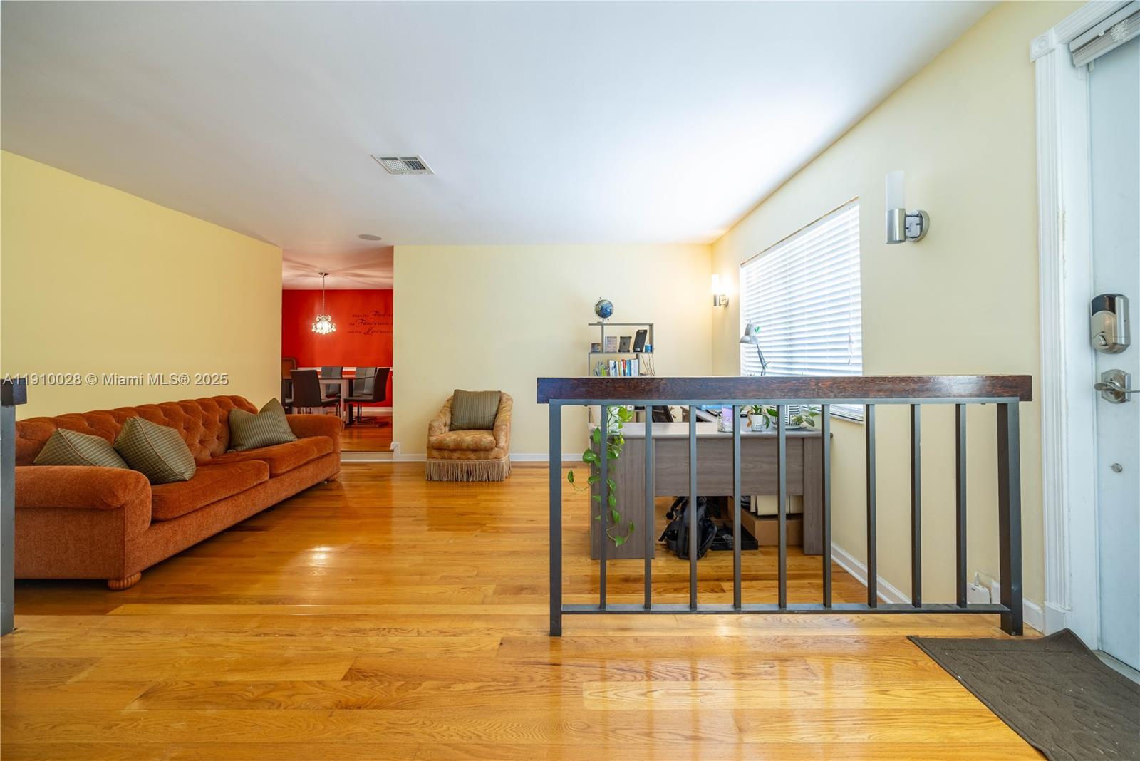 CASTLEWOOD - Residential