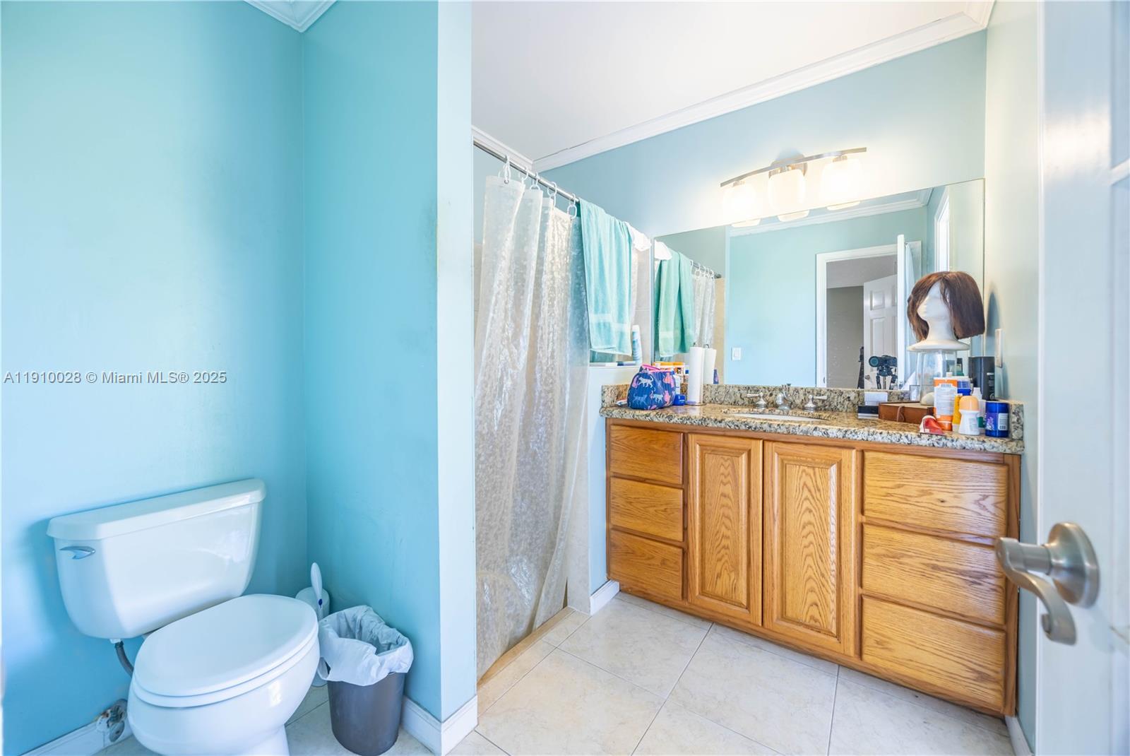 CASTLEWOOD - Residential