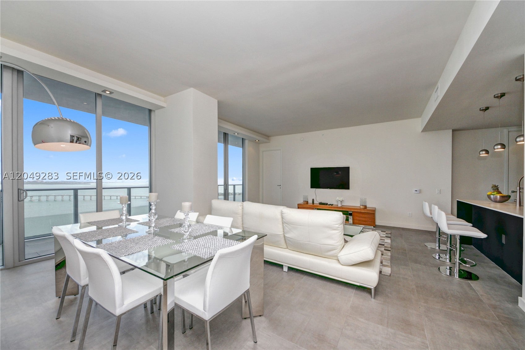 1300 Brickell Bay Dr 4102