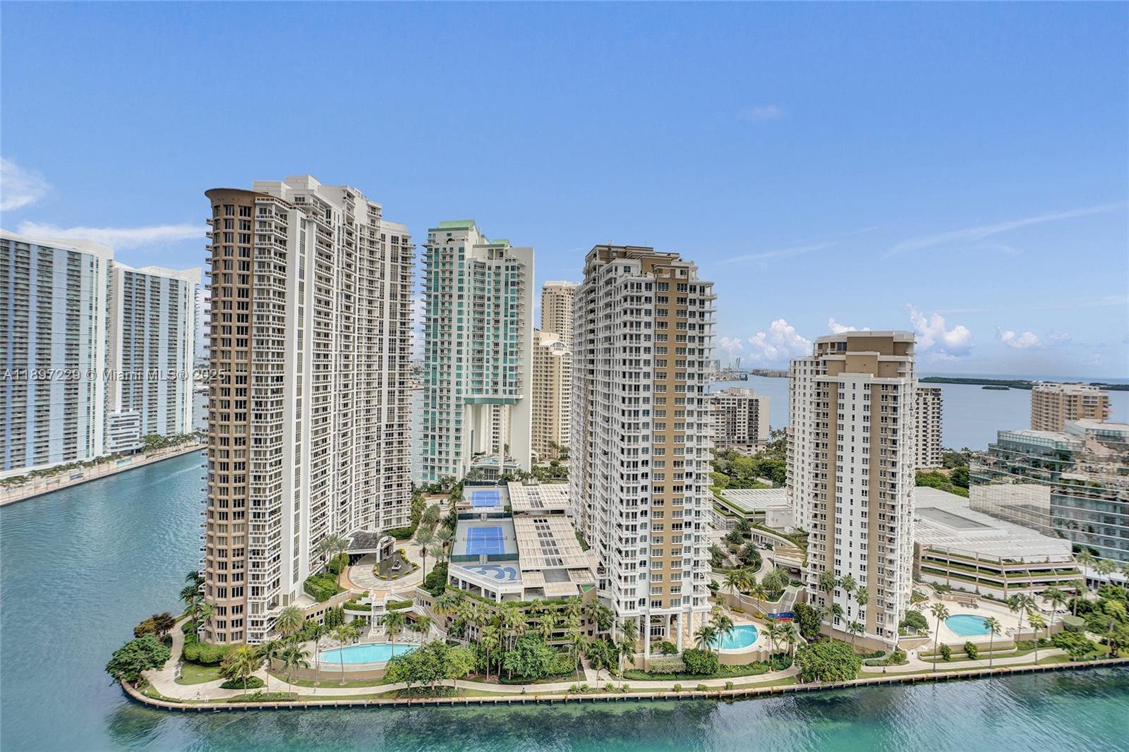 ICON BRICKELL NO TWO COND - Residential