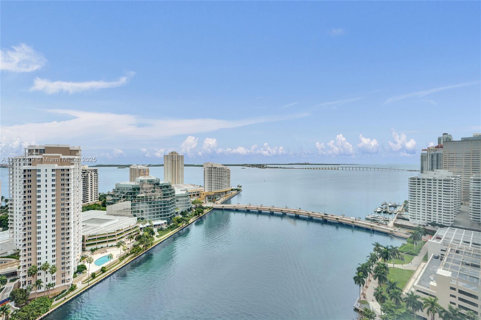 ICON BRICKELL NO TWO COND - Residential
