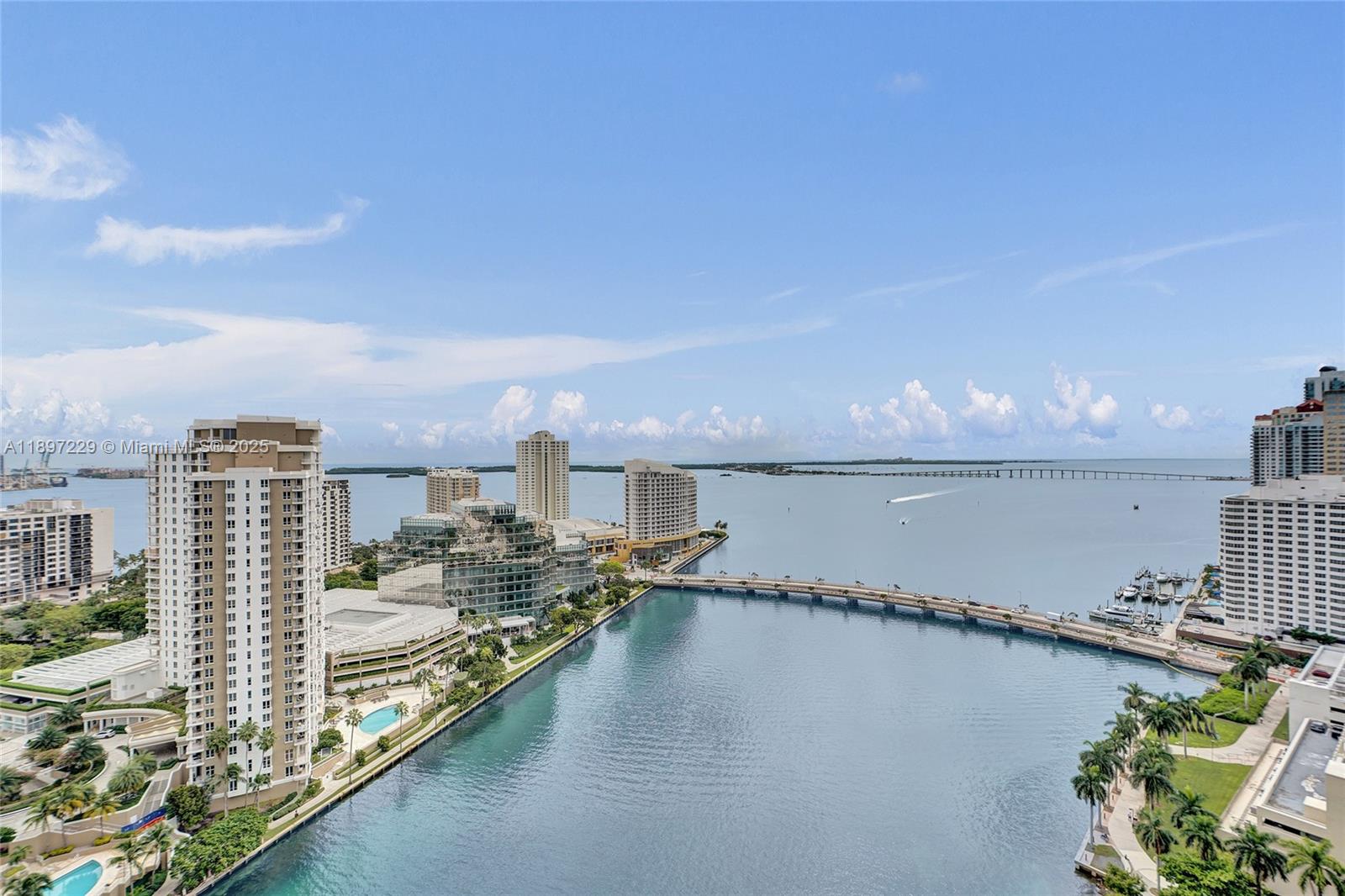 ICON BRICKELL NO TWO COND - Residential