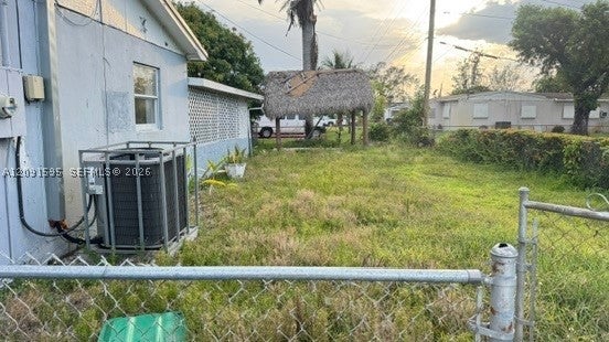 20500 NW 28th Ave, Miami Gardens, FL, 33056/$375,779 4 20500 NW 28th Ave