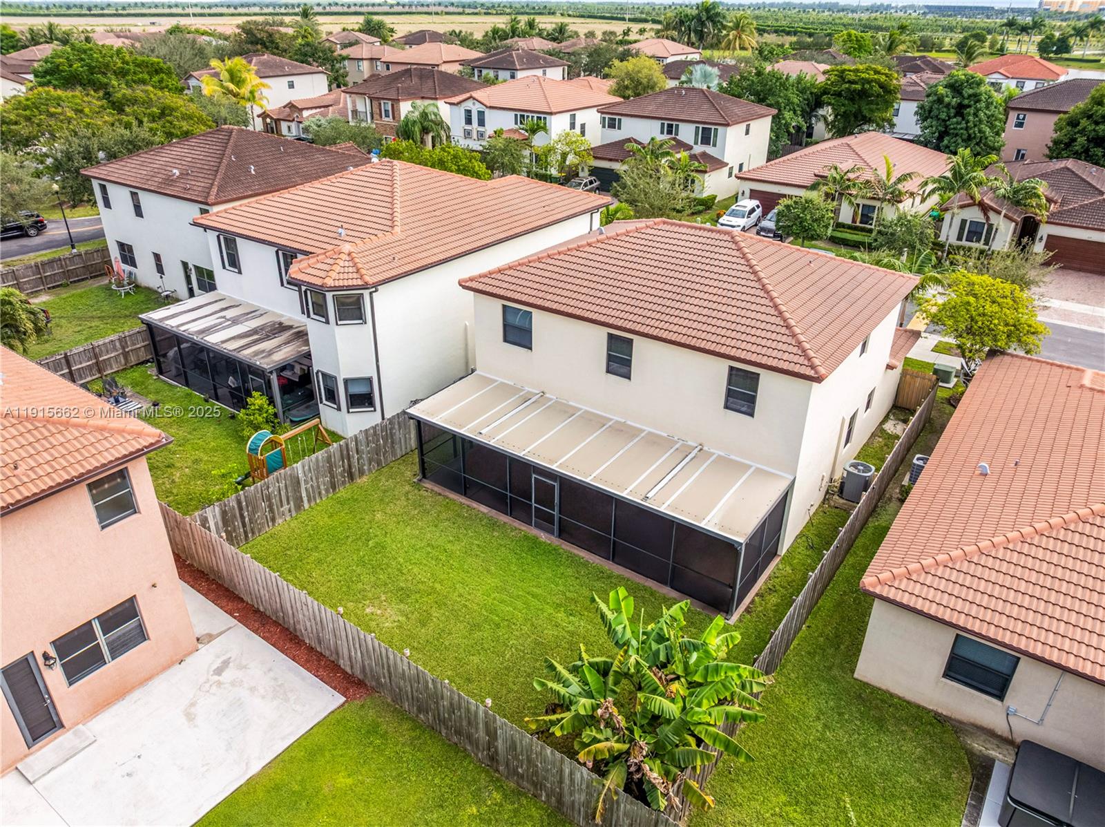 BAYWINDS OF ABACO - Residential