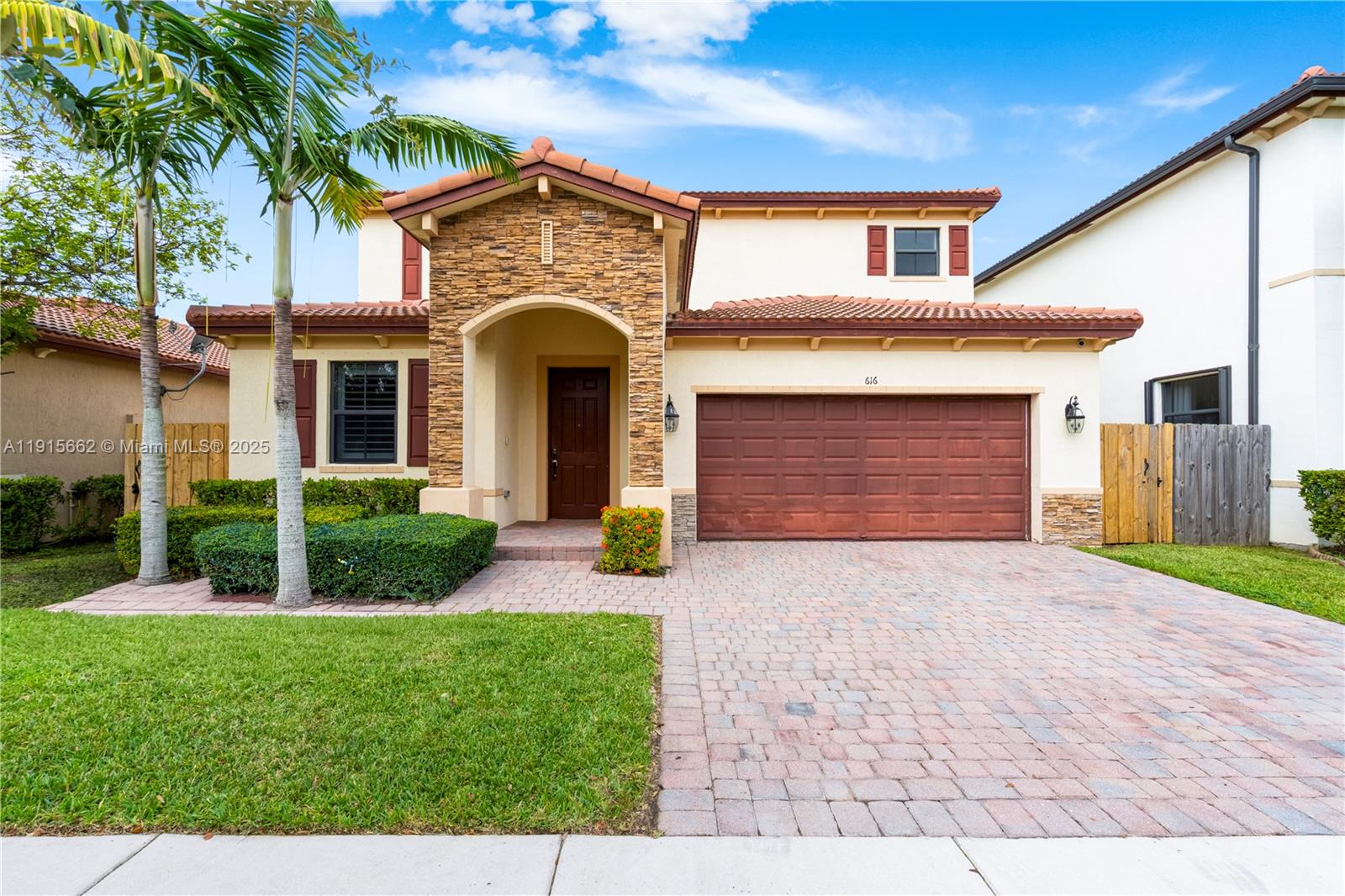 BAYWINDS OF ABACO - Residential