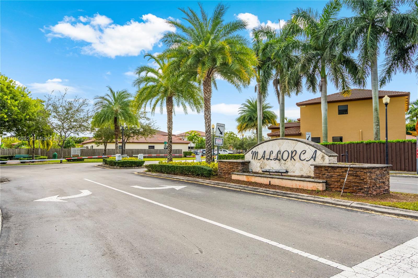 BAYWINDS OF ABACO - Residential