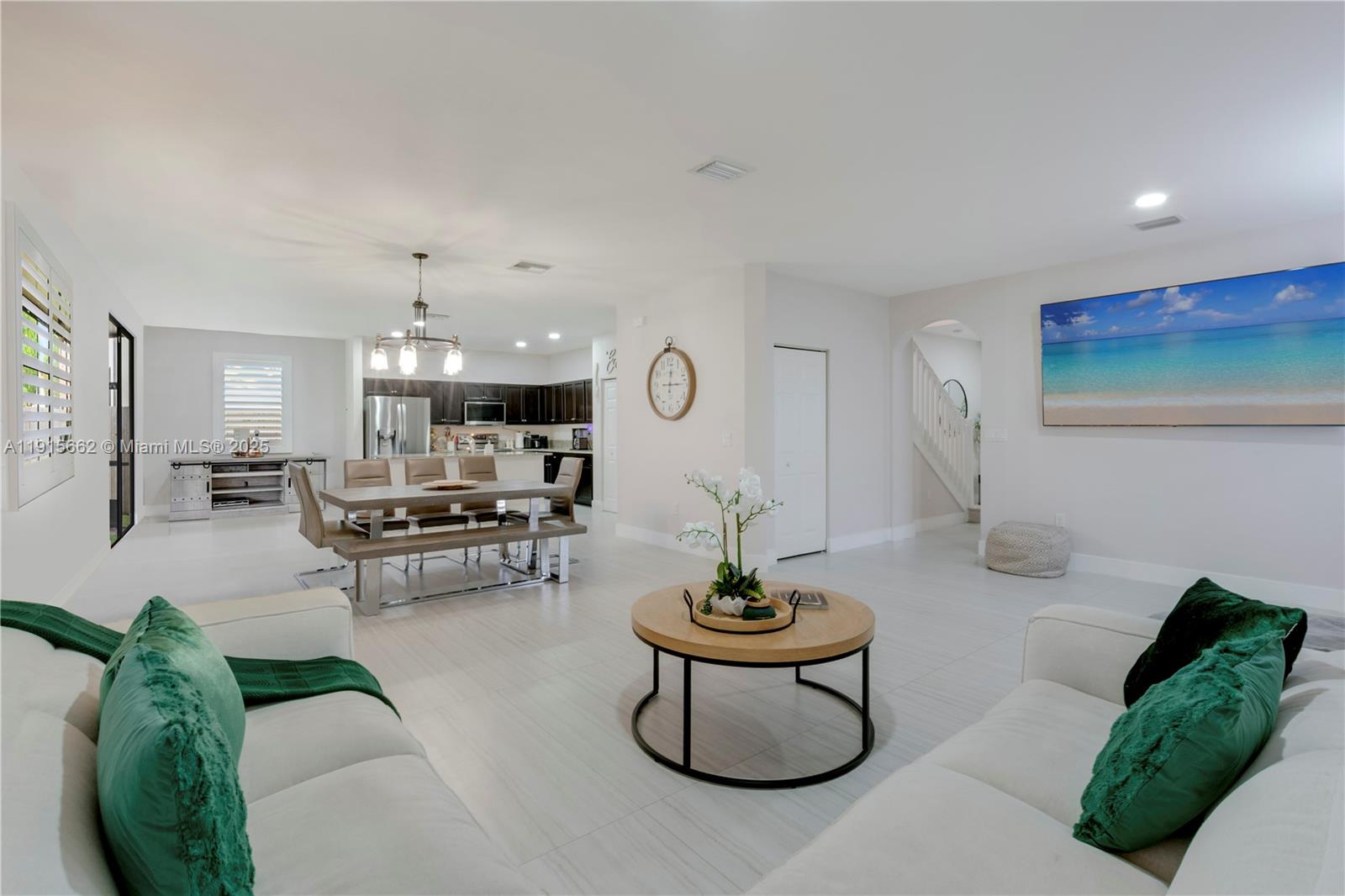 BAYWINDS OF ABACO - Residential