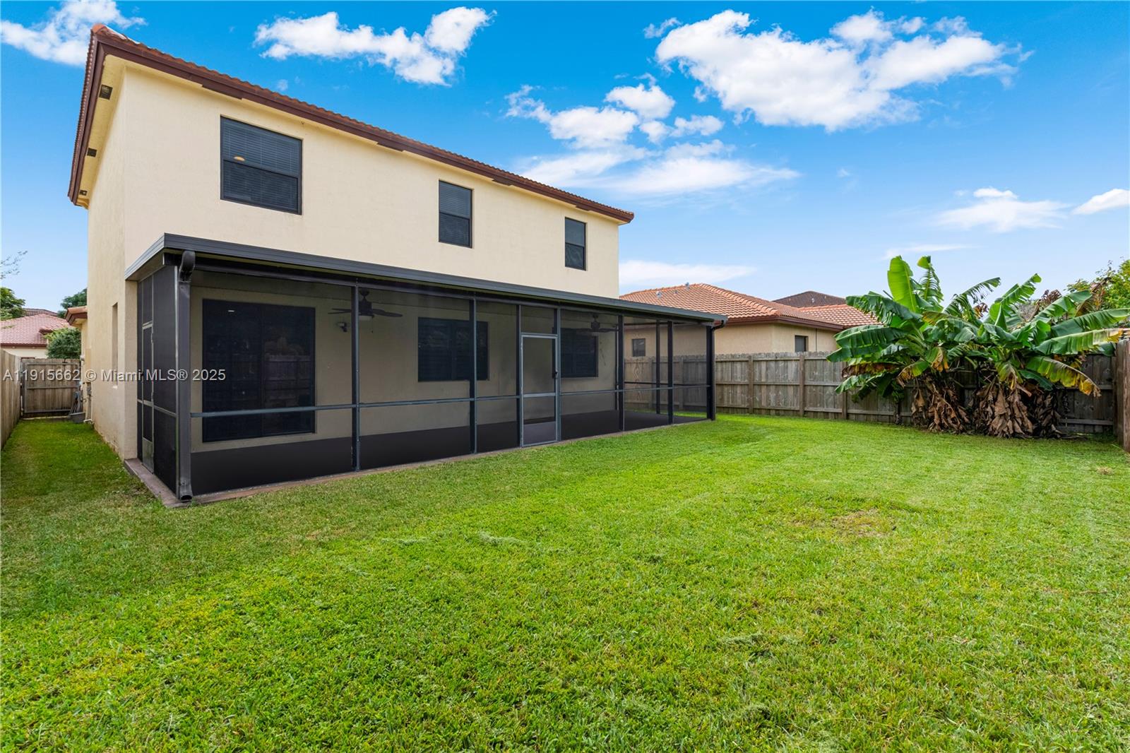 BAYWINDS OF ABACO - Residential