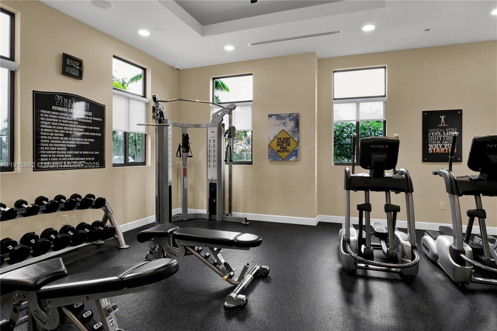 BAYWINDS OF ABACO - Residential