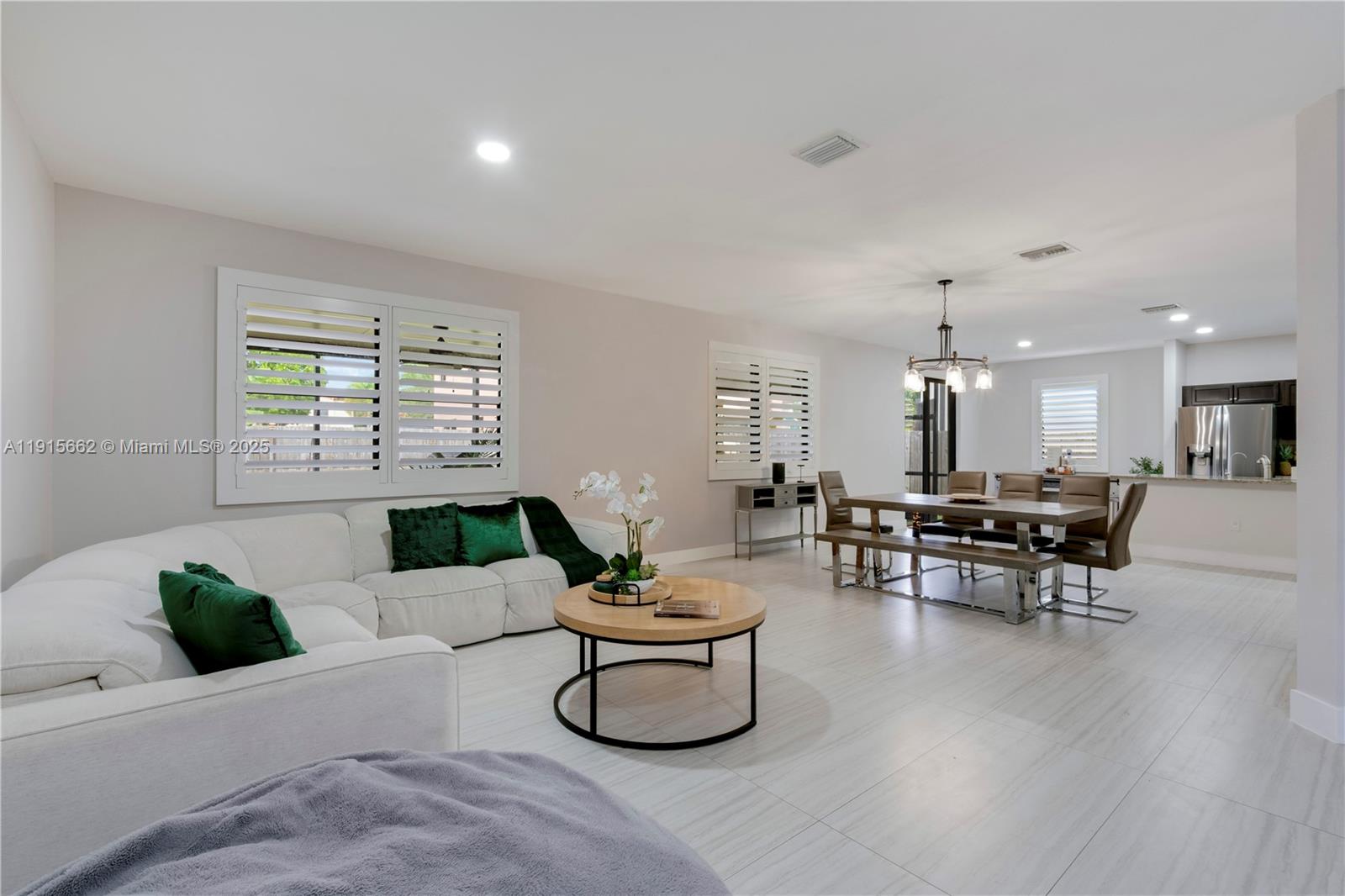 BAYWINDS OF ABACO - Residential