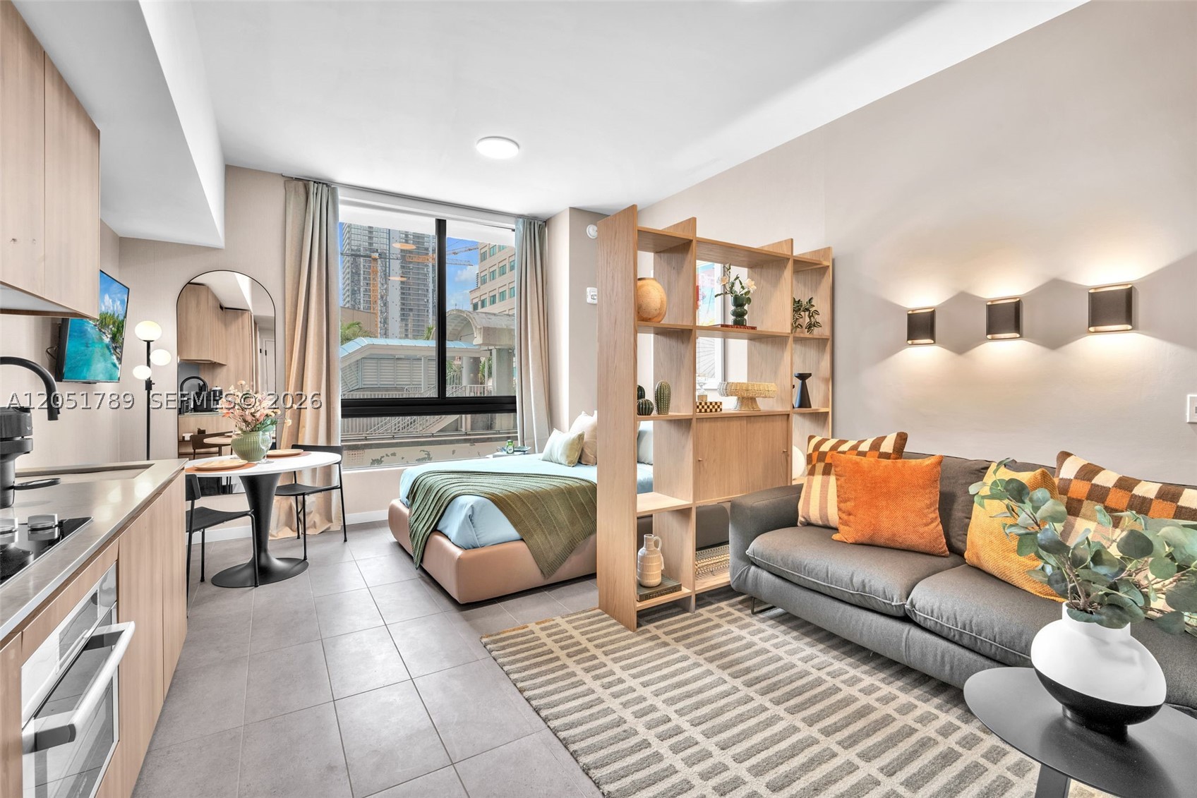 121 NE 5th St 304