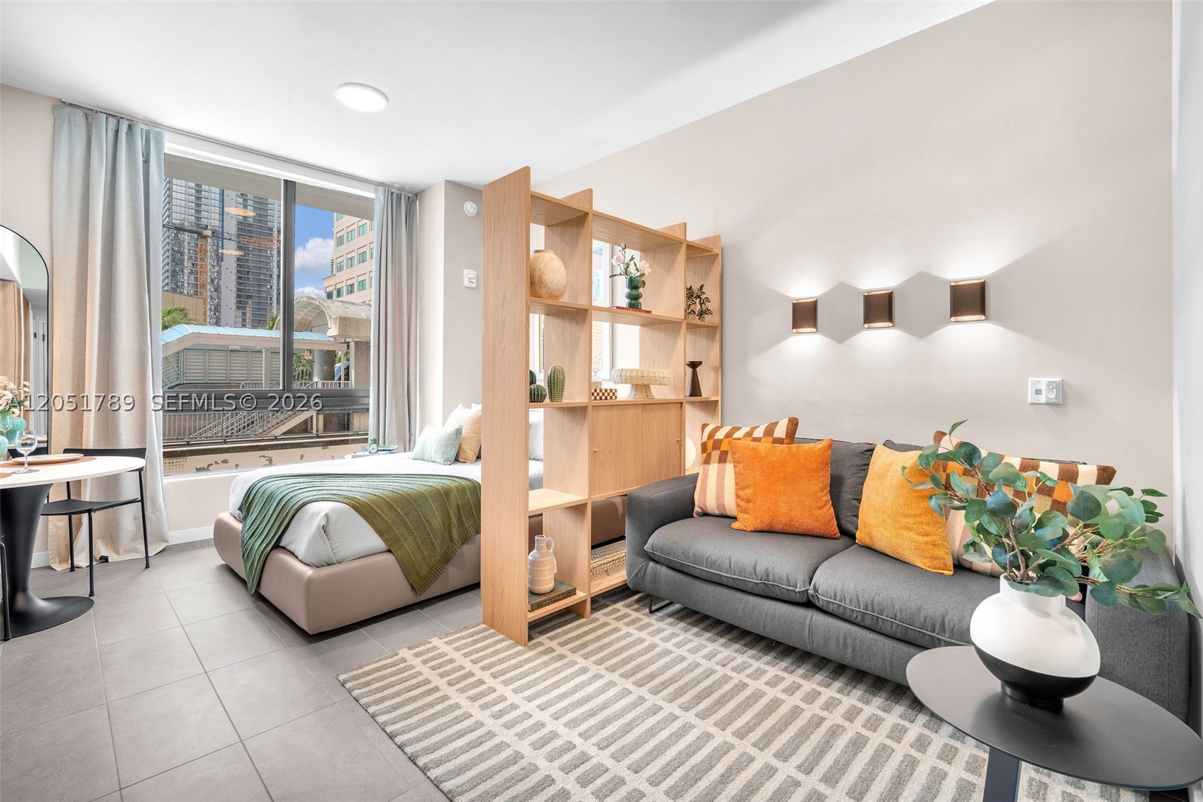 121 NE 5th St 304