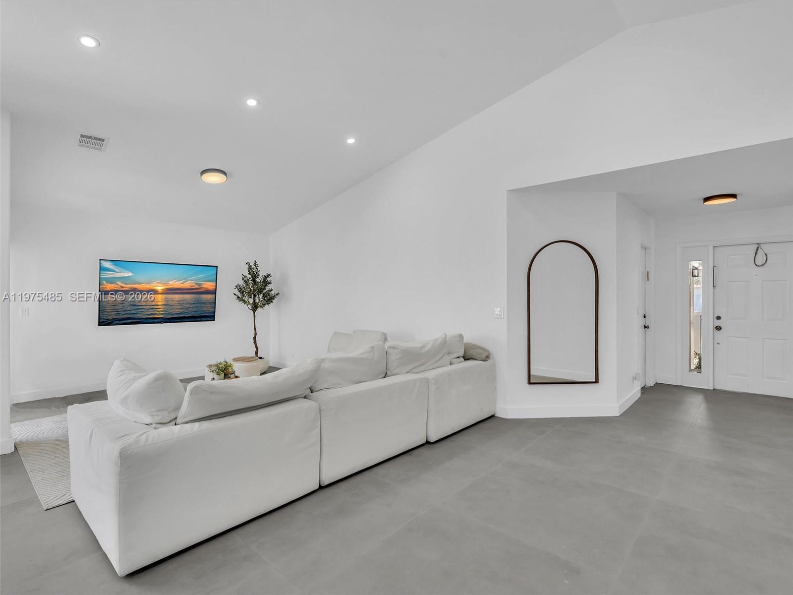 BANYAN OAKRIDGE PLAT - Residential Lease