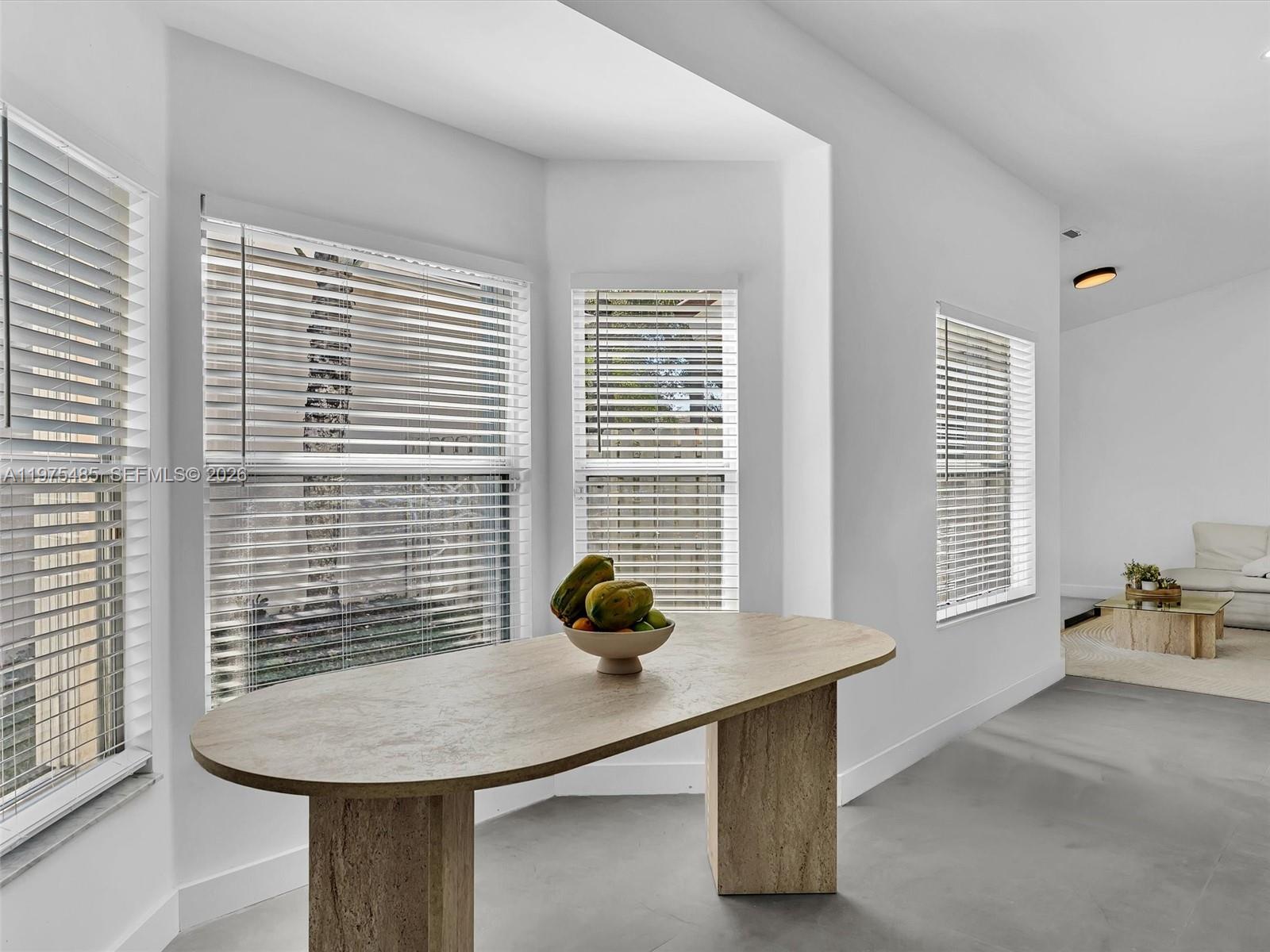 BANYAN OAKRIDGE PLAT - Residential Lease