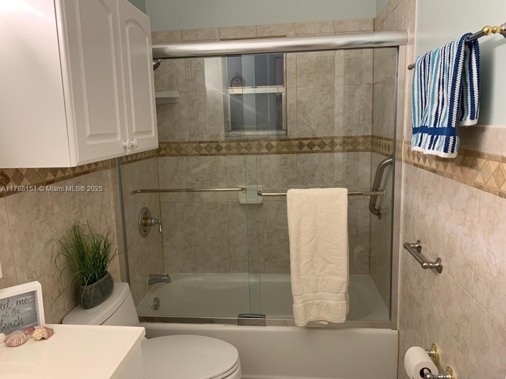 MAYFAIR APT CO-OP - Residential Lease