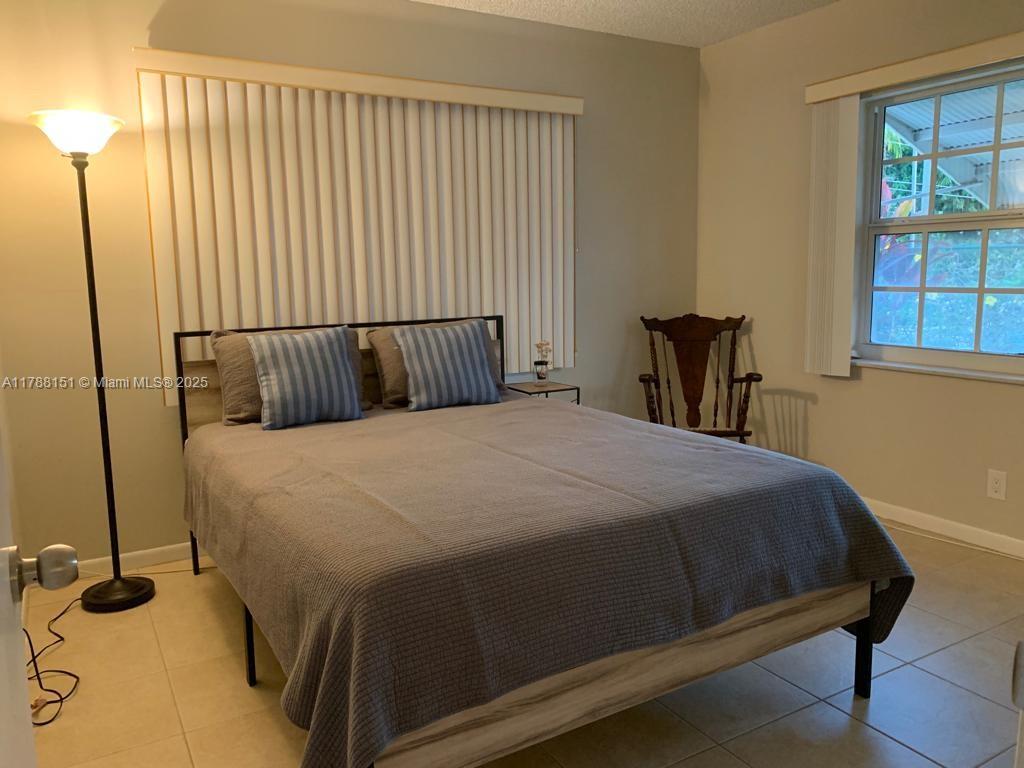 MAYFAIR APT CO-OP - Residential Lease