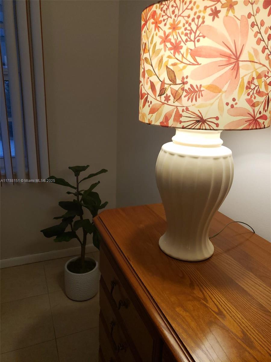 MAYFAIR APT CO-OP - Residential Lease