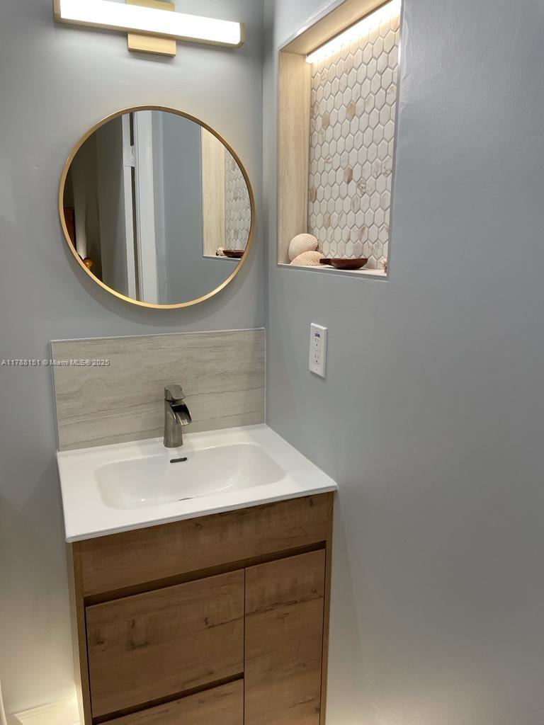 MAYFAIR APT CO-OP - Residential Lease