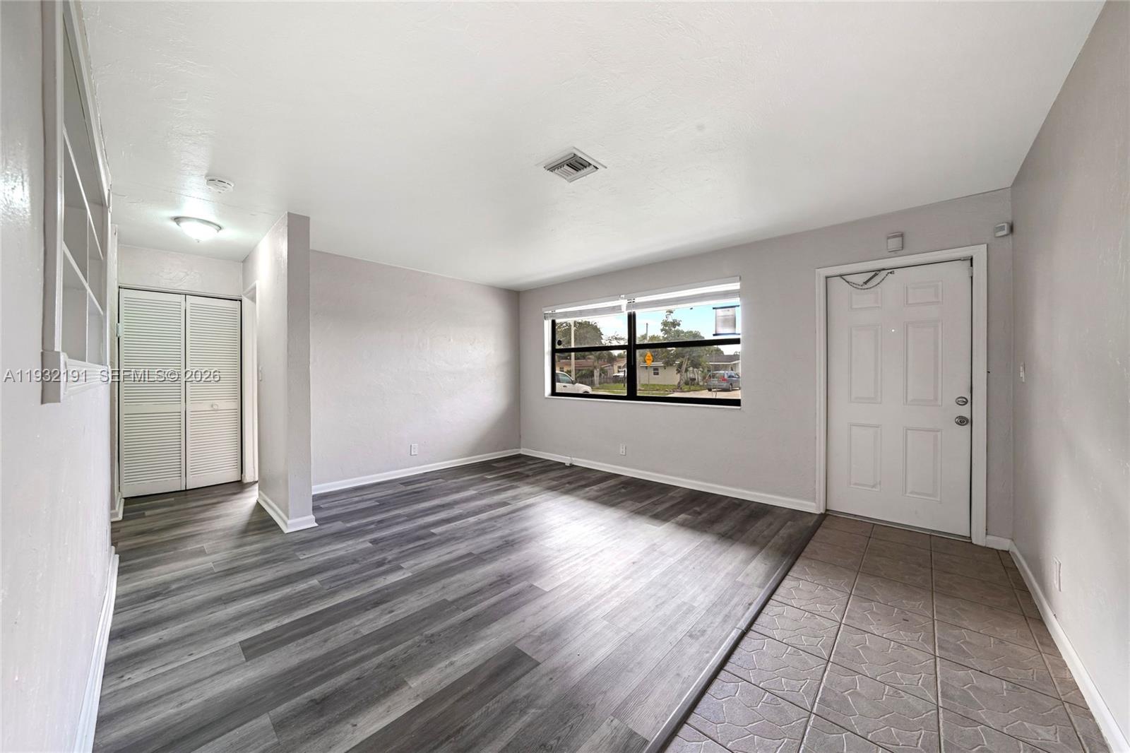 TWIN LAKES HOMES SEC 4 - Residential