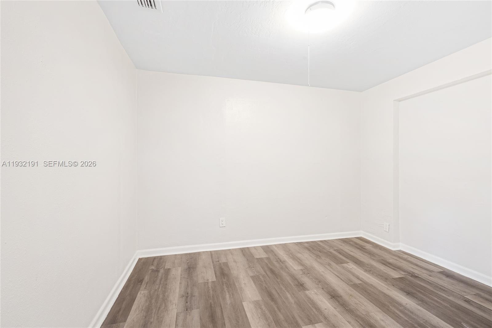 TWIN LAKES HOMES SEC 4 - Residential