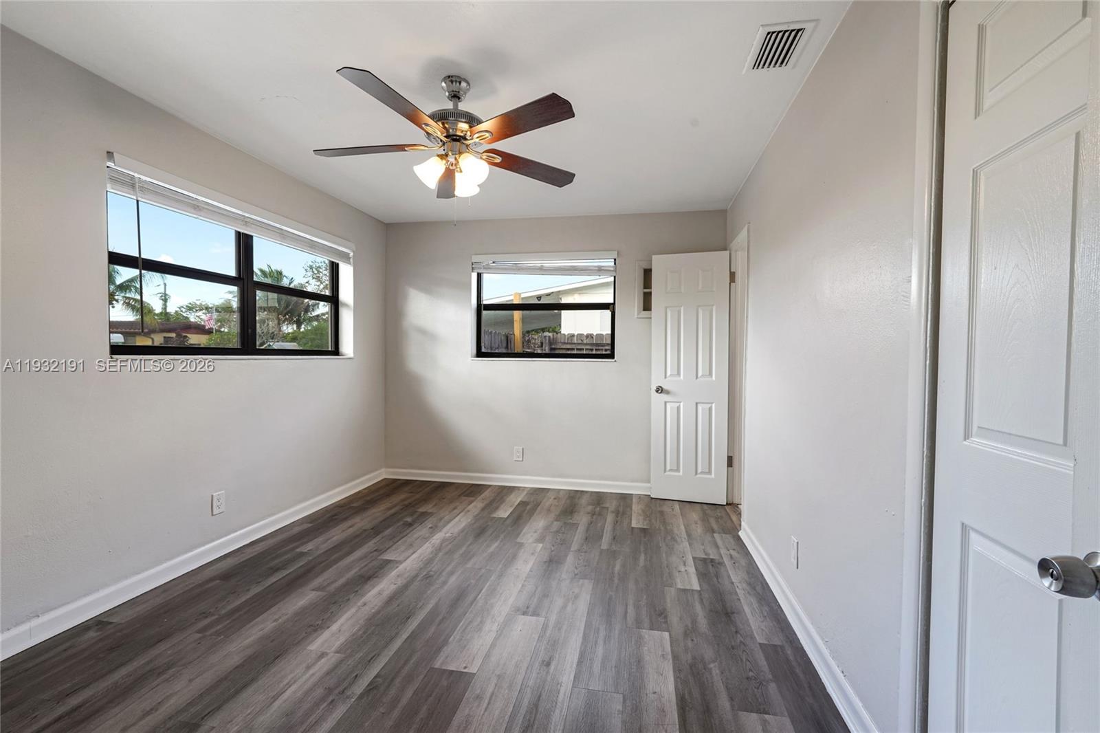 TWIN LAKES HOMES SEC 4 - Residential