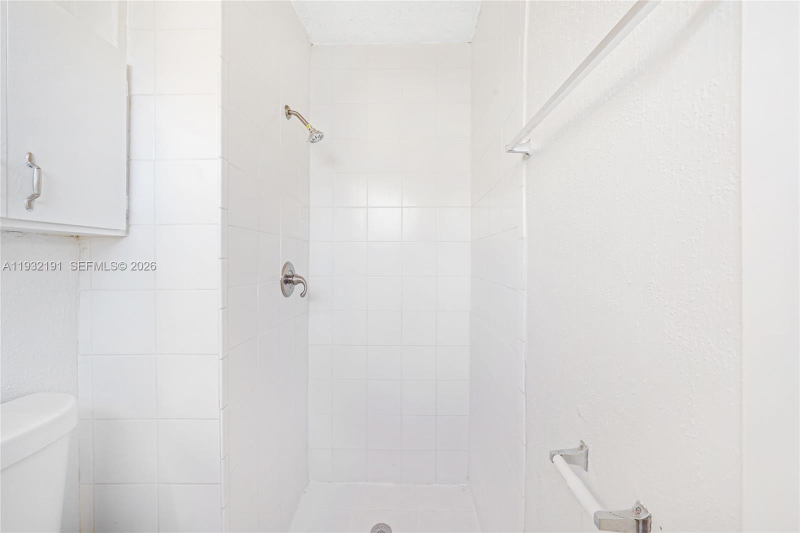 TWIN LAKES HOMES SEC 4 - Residential