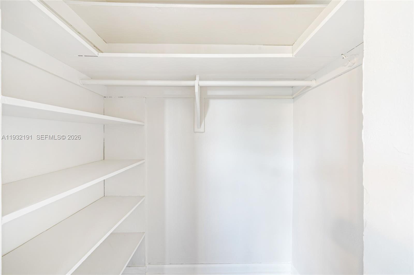 TWIN LAKES HOMES SEC 4 - Residential